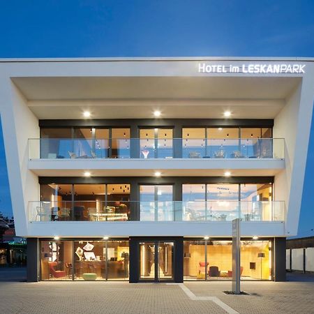 Hotel Im Leskanpark Cologne Exterior photo