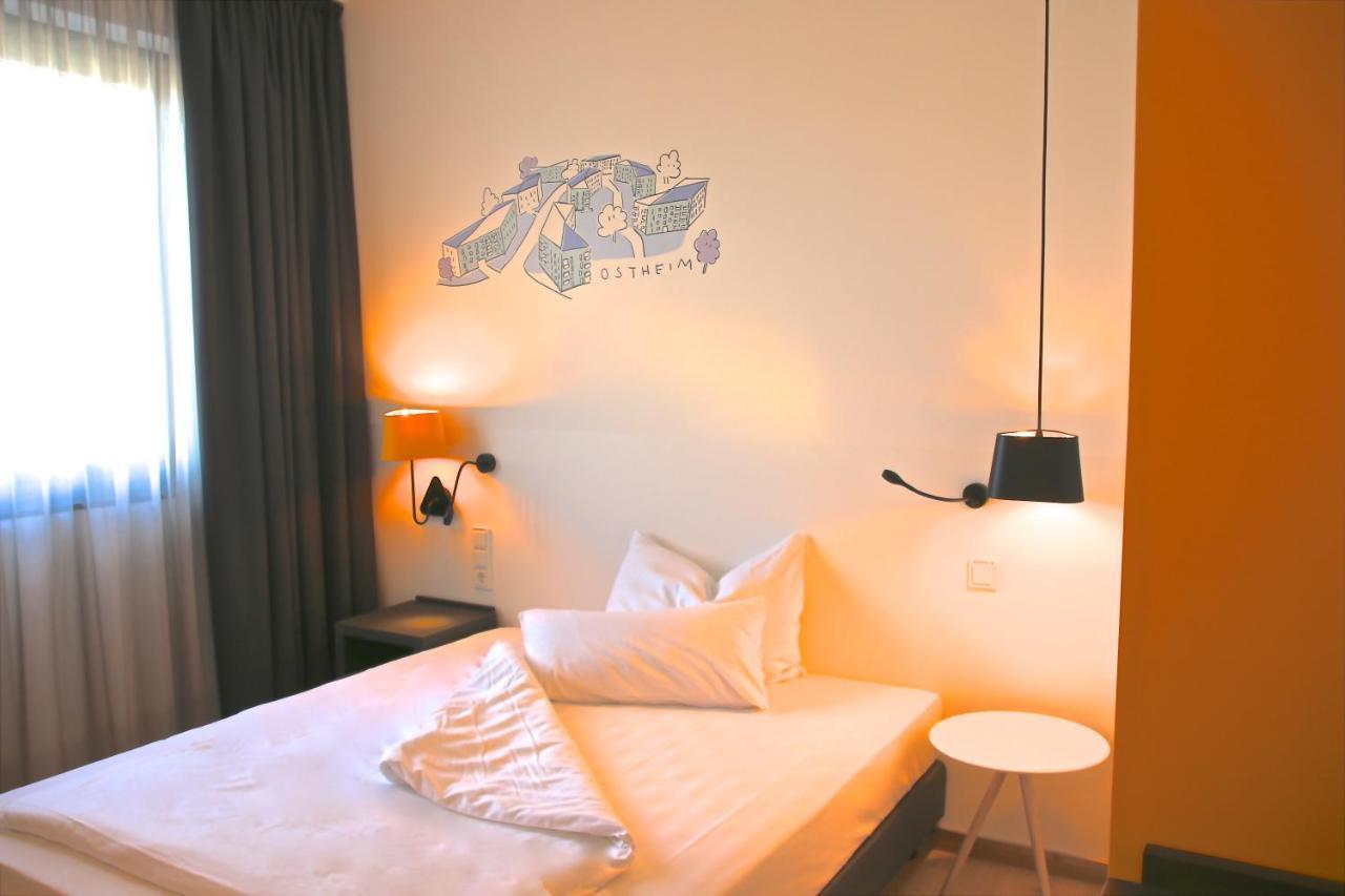 Hotel Im Leskanpark Cologne Exterior photo